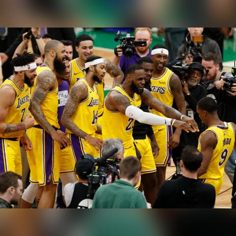 NBA球队选项与资质报价，合同背后的博弈艺术