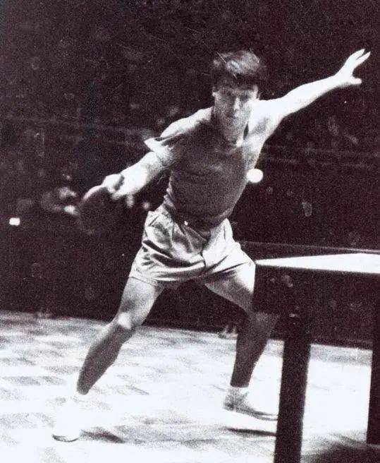 孤星耀世，1965年世乒赛男单冠军庄则栋的三连冠传奇