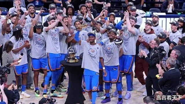 巅峰对决，2012年的雷霆与尼克斯，谁才是真正的强者？